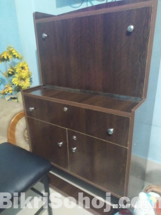 ফোল্ডিং টেবিল
